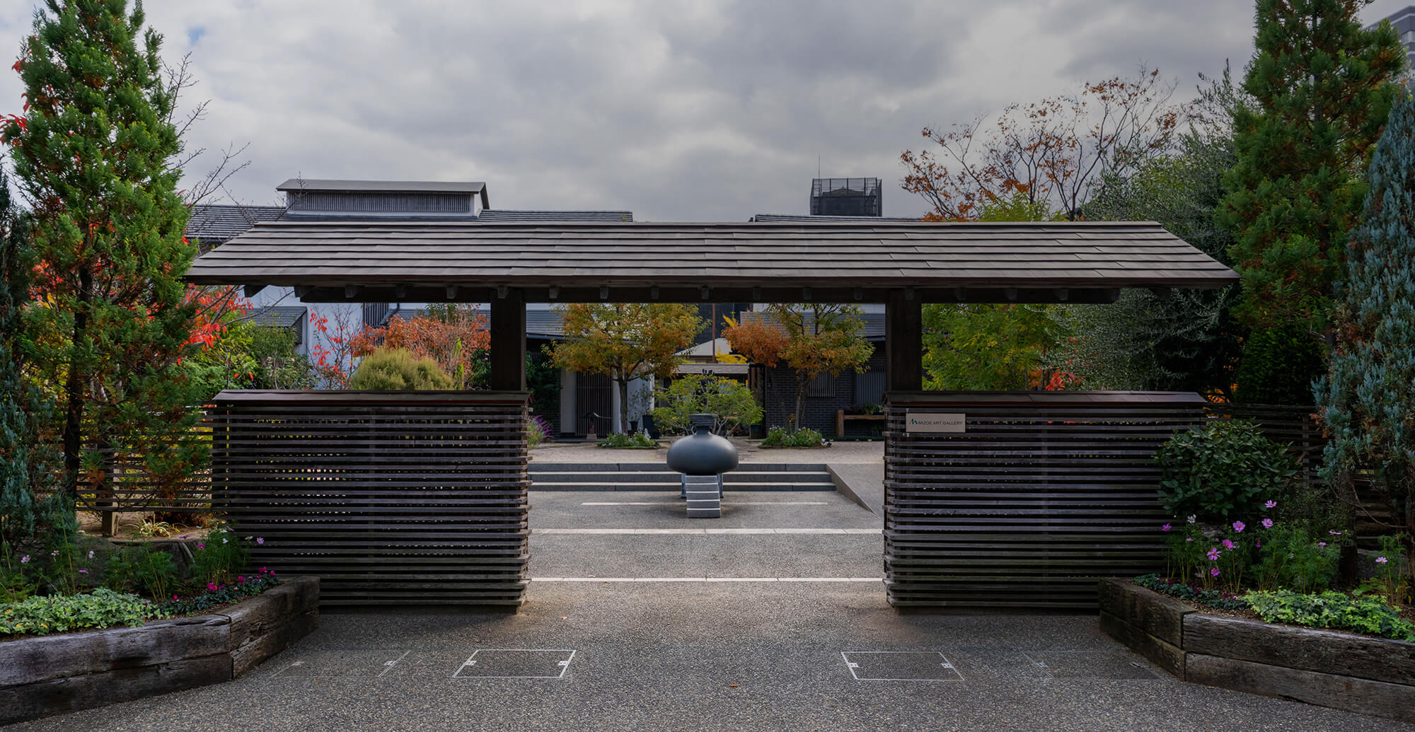 スタッフがあなたの“次の一本”をご提案。